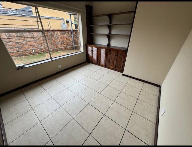 4 BEDROOM HOUSE FOR SALE IN EDLEEN